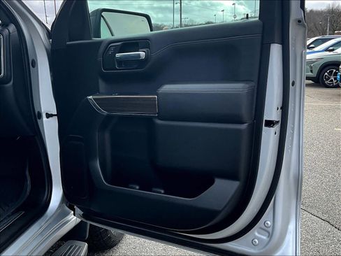 Used 2022 Chevrolet Silverado 1500 RST w/ Safety Package image 12