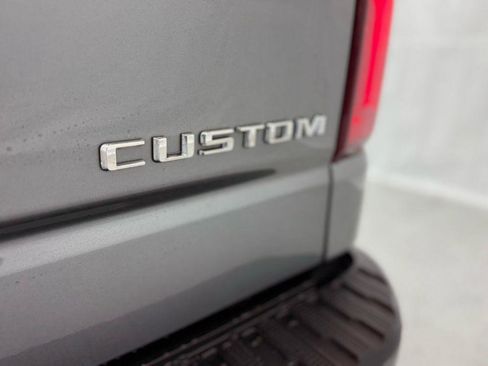 Used 2019 Chevrolet Silverado 1500 Custom w/ Custom Value Package image 36