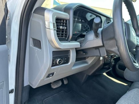 Used 2025 Ford F250 XLT AWD/4WD image 21