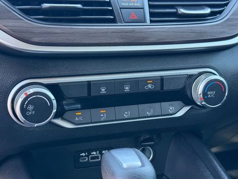 Certified 2025 Nissan Altima 2.5 SV image 19