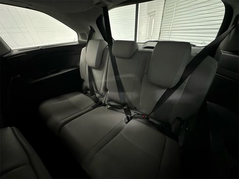 Used 2018 Honda Odyssey Elite image 23