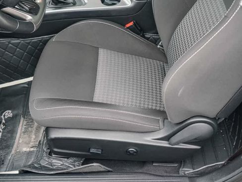 Used 2020 Dodge Challenger SRT Hellcat RWD image 20