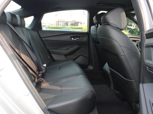 Used 2023 Honda Accord Sport image 11