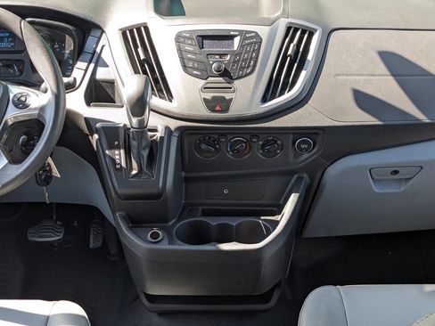 Used 2018 Ford Transit 350 XL RWD image 22