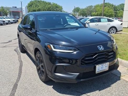 Used 2024 Honda HR-V Sport image 4