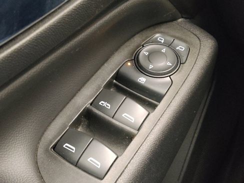 Used 2021 Chevrolet Equinox LT FWD image 27