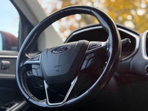 Used 2015 Ford Edge Titanium w/ Technology Package image 15