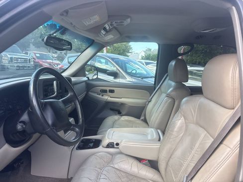 Used 2002 Chevrolet Tahoe LT AWD/4WD image 9