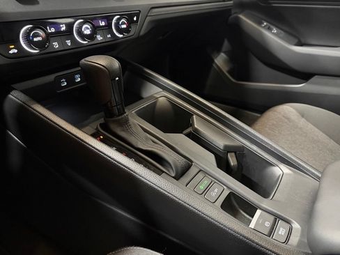 Certified 2025 Honda Accord SE image 13
