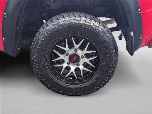 Used 2016 Toyota Tundra Limited w/ Limited Premium Package image 21