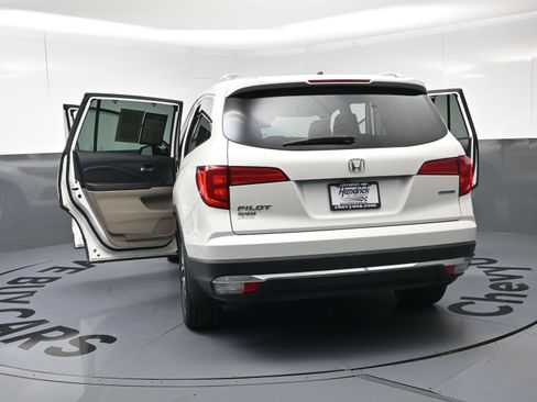 Used 2016 Honda Pilot Touring image 28