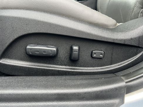 Used 2013 Hyundai Sonata Limited w/ Premium Pkg image 16