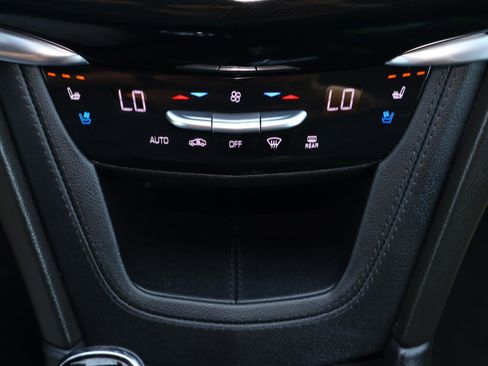 Certified 2023 Cadillac XT6 Sport w/ Platinum Package image 34