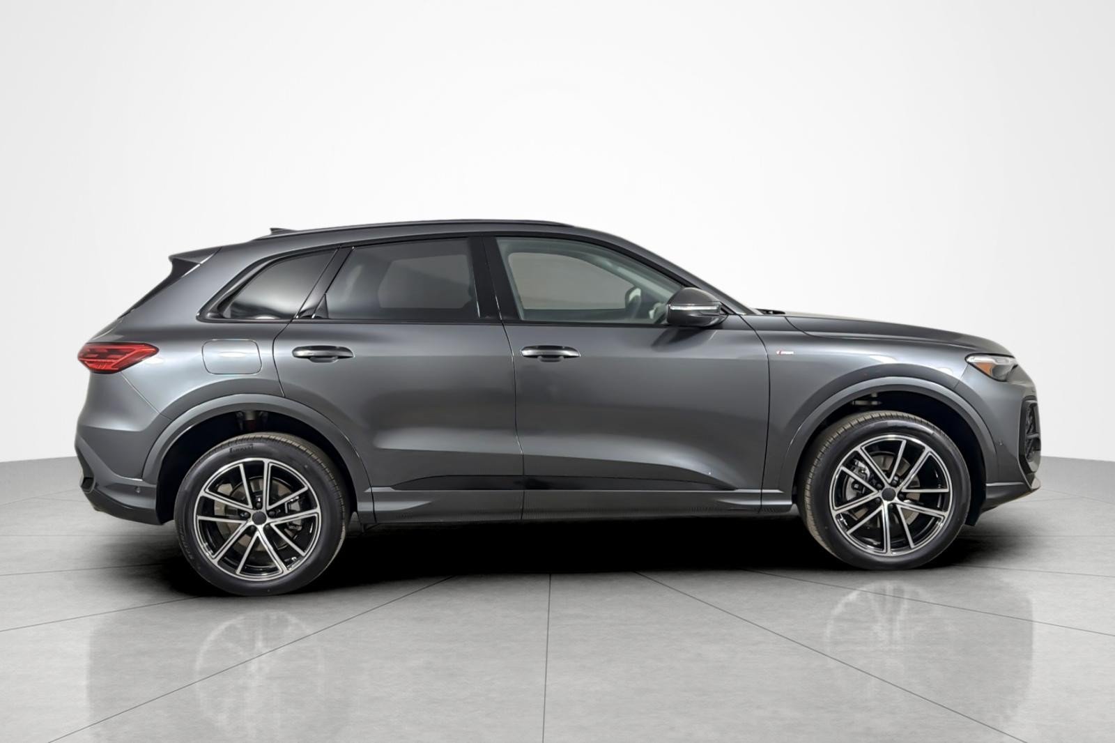 New 2026 Audi Q5 Premium Plus AWD/4WD image 7
