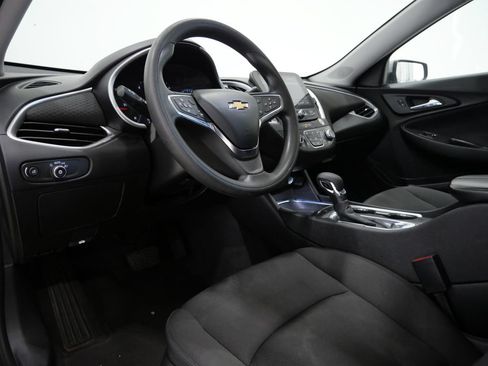 Used 2024 Chevrolet Malibu LT FWD image 11