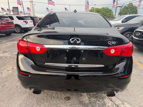 Used 2017 INFINITI Q50 3.0t Premium RWD image 4