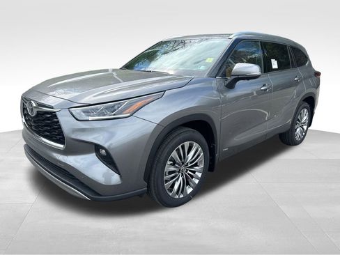 New 2026 Toyota Highlander Platinum AWD/4WD image 1