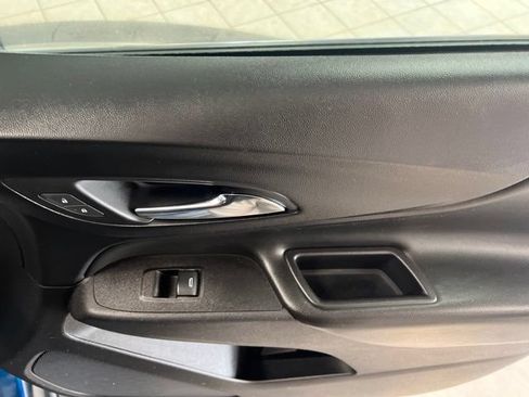 Used 2020 Chevrolet Equinox LT w/ Sport Edition FWD image 15
