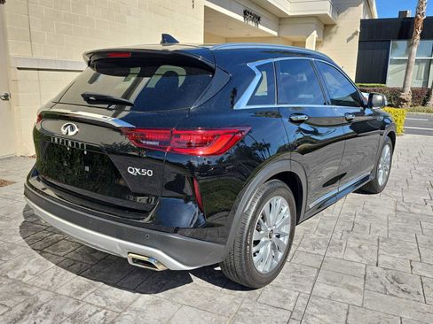 Certified 2024 INFINITI QX50 Luxe w/ Accent Package image 3