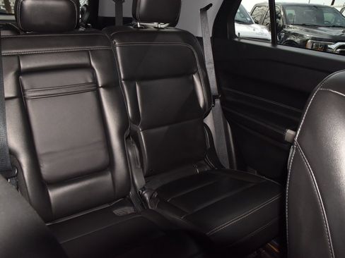 Certified 2023 Ford Explorer XLT w/ Equipment Group 202A image 22