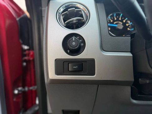 Used 2014 Ford F150 Lariat w/ Lariat Chrome Package AWD/4WD image 7