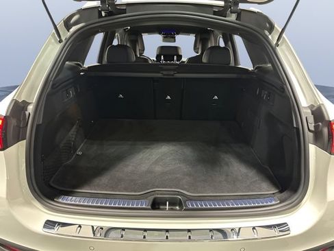 Certified 2024 Mercedes-Benz GLC 300 4MATIC image 9