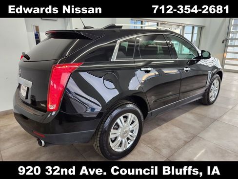 Used 2015 Cadillac SRX Luxury image 7