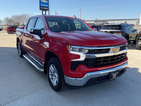 Used 2024 Chevrolet Silverado 1500 LT image 4