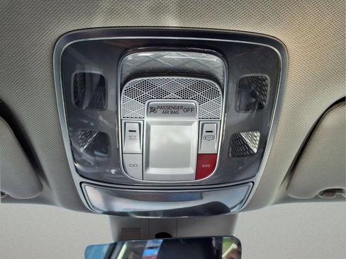 Used 2025 Genesis GV80 2.5T Standard AWD/4WD image 21