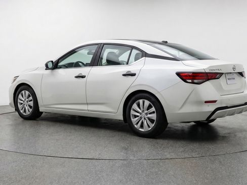 Used 2025 Nissan Sentra S FWD image 6
