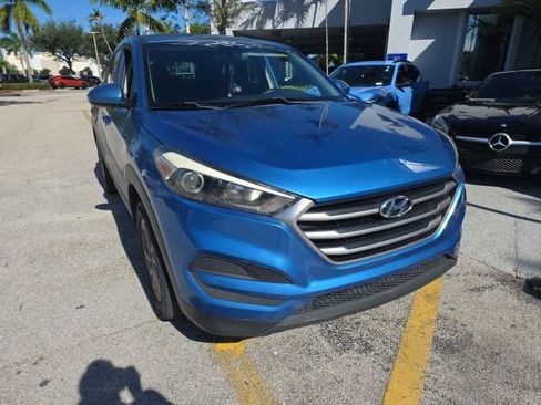 Used 2017 Hyundai Tucson SE FWD image 3