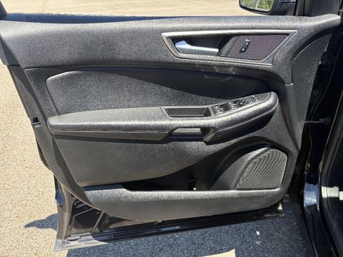 Used 2023 Ford Edge SEL AWD/4WD image 28