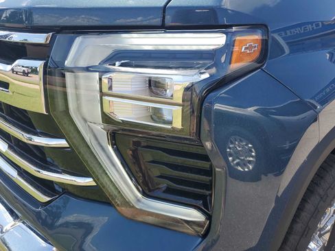 New 2026 Chevrolet Silverado 3500 LTZ w/ LTZ Premium Package AWD/4WD image 41