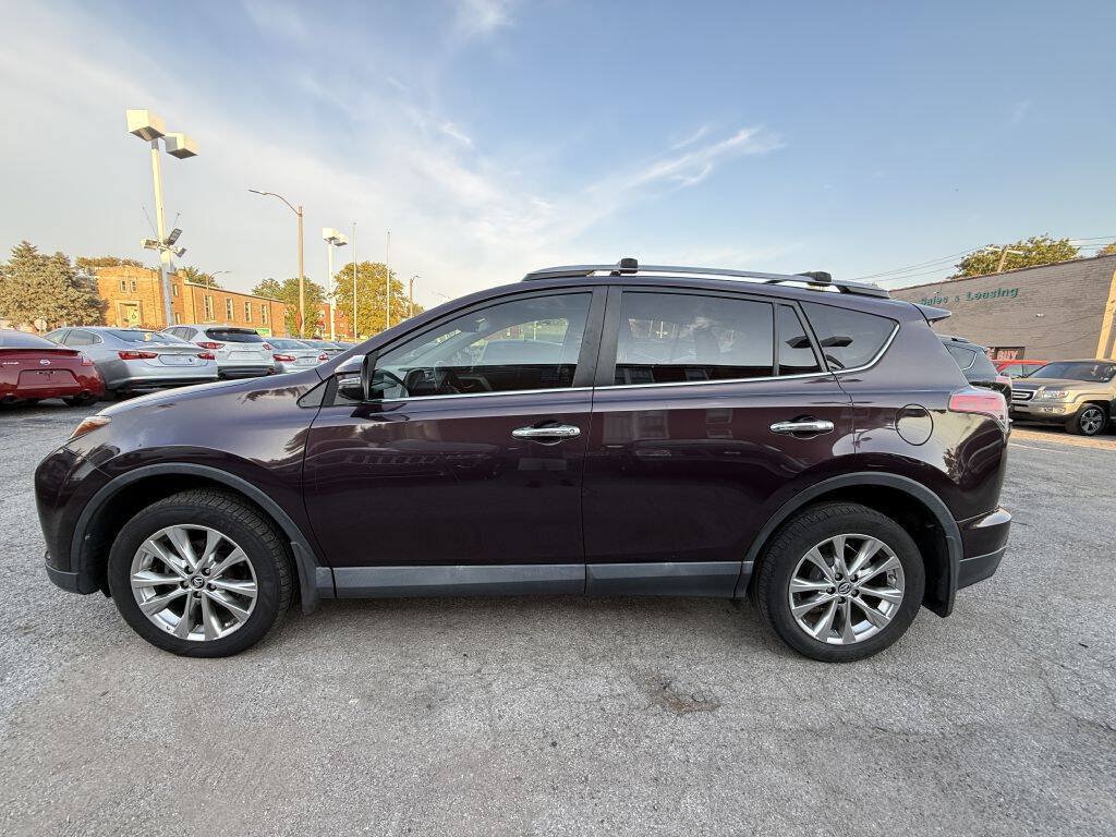 Used 2018 Toyota RAV4 Limited w/ Advanced Technology Package FWD image 7