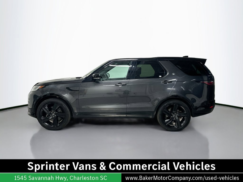 Used 2023 Land Rover Discovery HSE R-Dynamic AWD/4WD image 2