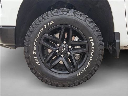 Used 2023 Chevrolet Silverado 1500 LT Trail Boss w/ Protection Package image 22
