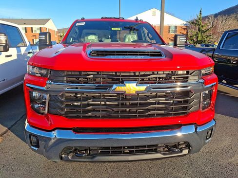 New 2026 GMC Sierra 3500 Pro image 2