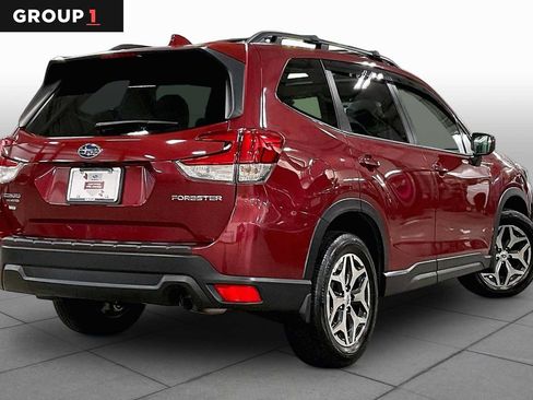 Used 2023 Subaru Forester Premium AWD/4WD image 13
