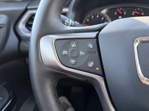 Used 2023 GMC Acadia AT4 w/ Preferred Package image 28