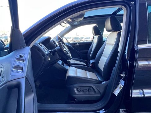 Used 2017 Volkswagen Tiguan Wolfsburg Edition image 10