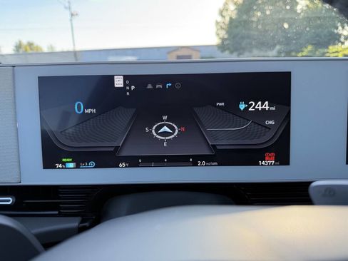 Used 2024 Hyundai Ioniq 5 SE RWD image 13