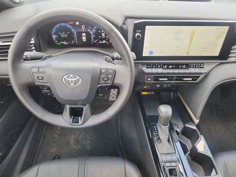 Used 2026 Toyota Camry XSE w/ Premium Package FWD image 11