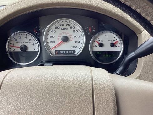 Used 2005 Ford F150 Lariat AWD/4WD image 10