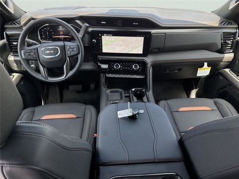 New 2026 GMC Sierra 3500 AT4 w/ AT4 Premium Plus Package AWD/4WD image 39