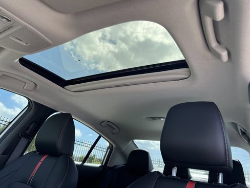 New 2026 Nissan Sentra SR w/ SR Premium Package FWD image 13