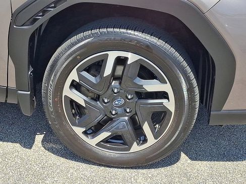 Used 2025 Subaru Forester Limited AWD/4WD image 8