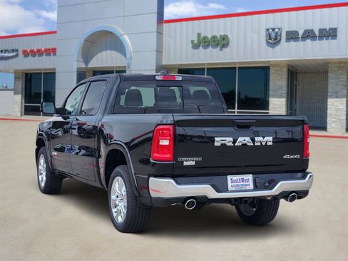 New 2026 RAM 1500 Big Horn AWD/4WD image 4