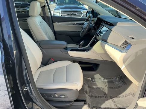 Used 2019 Cadillac XT5 Luxury image 22