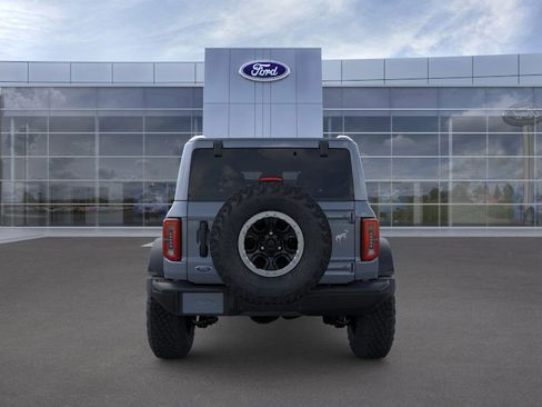 New 2025 Ford Bronco Badlands w/ Sasquatch Package AWD/4WD image 5
