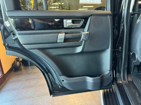 Used 2016 Land Rover LR4 HSE LUX AWD/4WD image 41